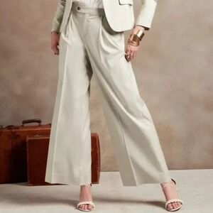 Banana Republic Wide Leg Trouser Pants Women 8 Beige Pleated NWOT $128